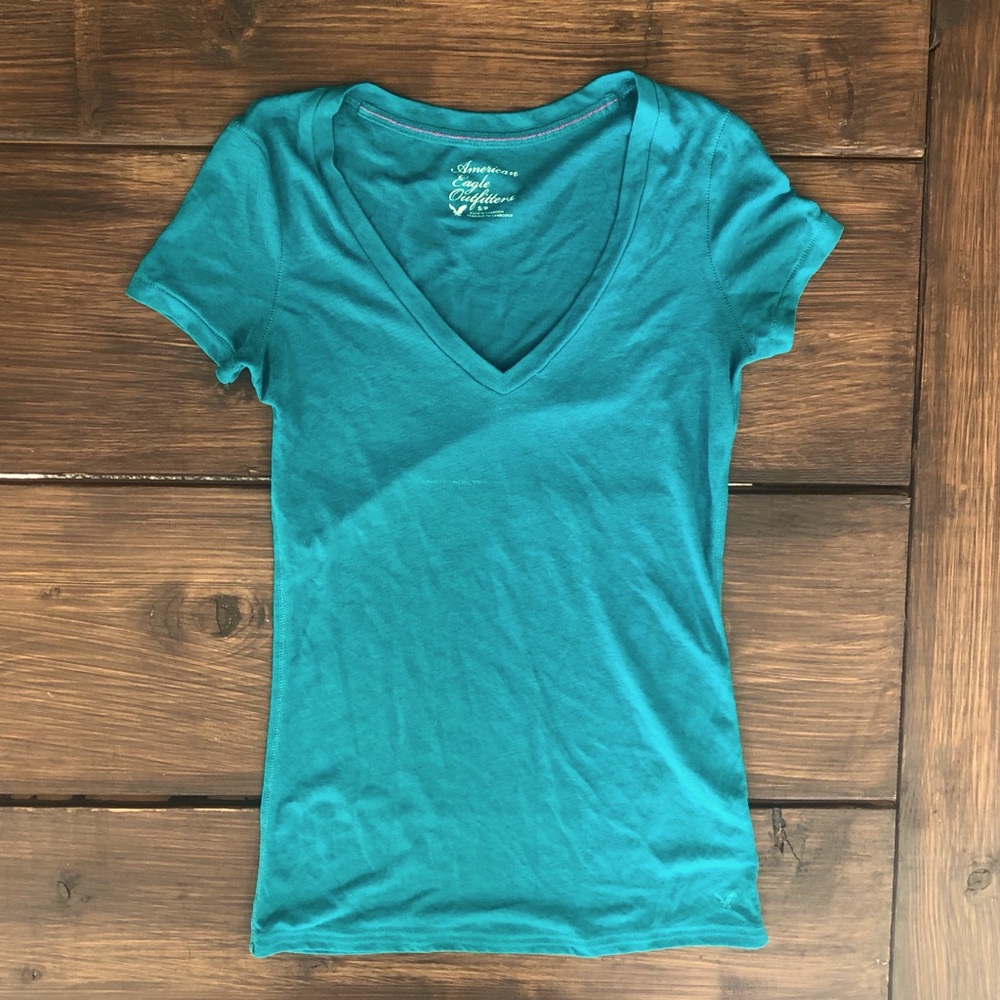 American Eagle Outfitters V Neck Tee